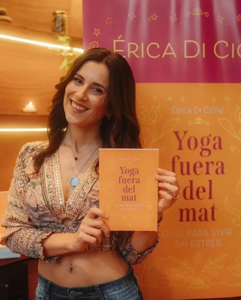 Erica Di Cione, creadora de MOUNA y autora de Yoga fuera del mat